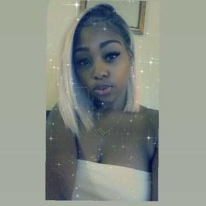 Meet your Posher, Liz